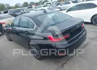 2019 BMW 330 photo