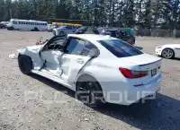 2019 BMW 330 photo