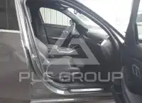 2019 BMW 330 photo