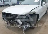 2019 BMW 330 фото