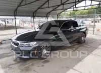 2019 BMW 330 photo