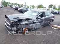 2019 BMW 330 photo