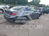 2019 BMW 330 photo
