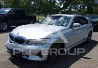 2019 BMW 330 photo