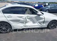 2019 BMW 330 фото