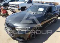 2019 BMW 330 photo