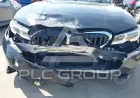 2019 BMW 330 photo