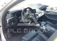 2019 BMW 530 photo