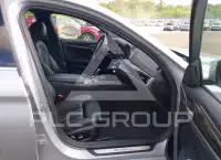 2019 BMW 530 photo