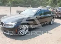 2019 BMW 740 фото