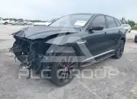 2019 Jaguar F-PACE photo