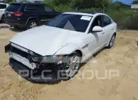 2019 Jaguar XE photo