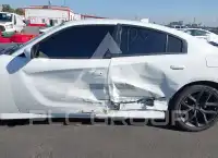 2019 Dodge CHARGER фото