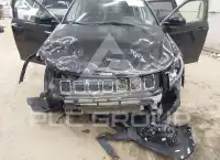 2019 Jeep COMPASS photo