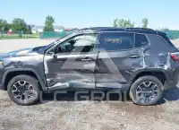2019 Jeep COMPASS photo
