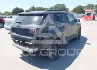 2019 Jeep COMPASS photo
