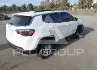 2019 Jeep COMPASS photo