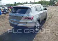 2019 Jeep COMPASS photo
