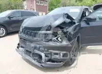2019 Jeep COMPASS фото