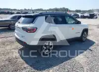 2019 Jeep COMPASS photo