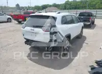 2019 Jeep CHEROKEE photo