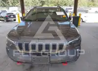 2019 Jeep CHEROKEE фото