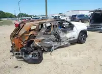 2019 Jeep CHEROKEE photo