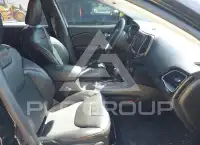 2019 Jeep CHEROKEE фото