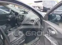 2019 Jeep CHEROKEE photo