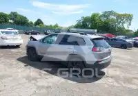 2019 Jeep CHEROKEE photo