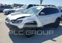 2019 Jeep CHEROKEE photo