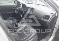 2019 Jeep CHEROKEE photo
