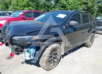 2019 Jeep CHEROKEE фото