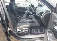 2019 Jeep CHEROKEE фото