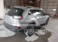 2019 Jeep CHEROKEE фото