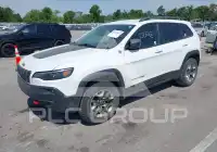 2019 Jeep CHEROKEE photo