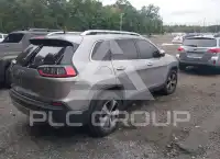 2019 Jeep CHEROKEE photo