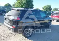 2019 Jeep CHEROKEE фото