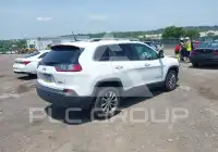 2019 Jeep CHEROKEE photo