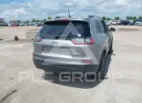 2019 Jeep CHEROKEE photo