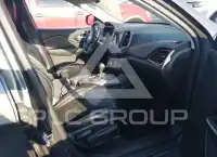 2019 Jeep CHEROKEE photo