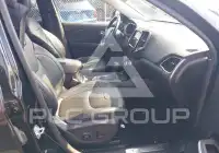 2019 Jeep CHEROKEE photo