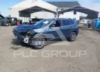 2019 Jeep CHEROKEE photo