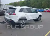 2019 Jeep CHEROKEE photo