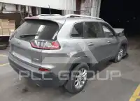 2019 Jeep CHEROKEE photo