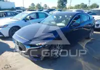 2019 Mazda 3 photo