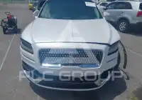 2019 Lincoln NAUTILUS фото