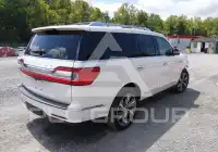 2019 Lincoln NAVIGATOR photo
