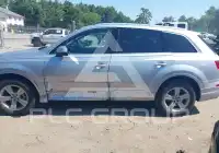 2019 Audi Q7 фото