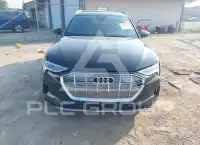 2019 Audi E-TRON фото